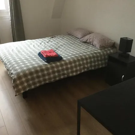 3 En Lit Double, 6 Personnes, Dans Entierement Renove, 70 M2 , Wifi,climatisation, Tres Calme , Equipe,lit Bebe Appartement Clermont-Ferrand